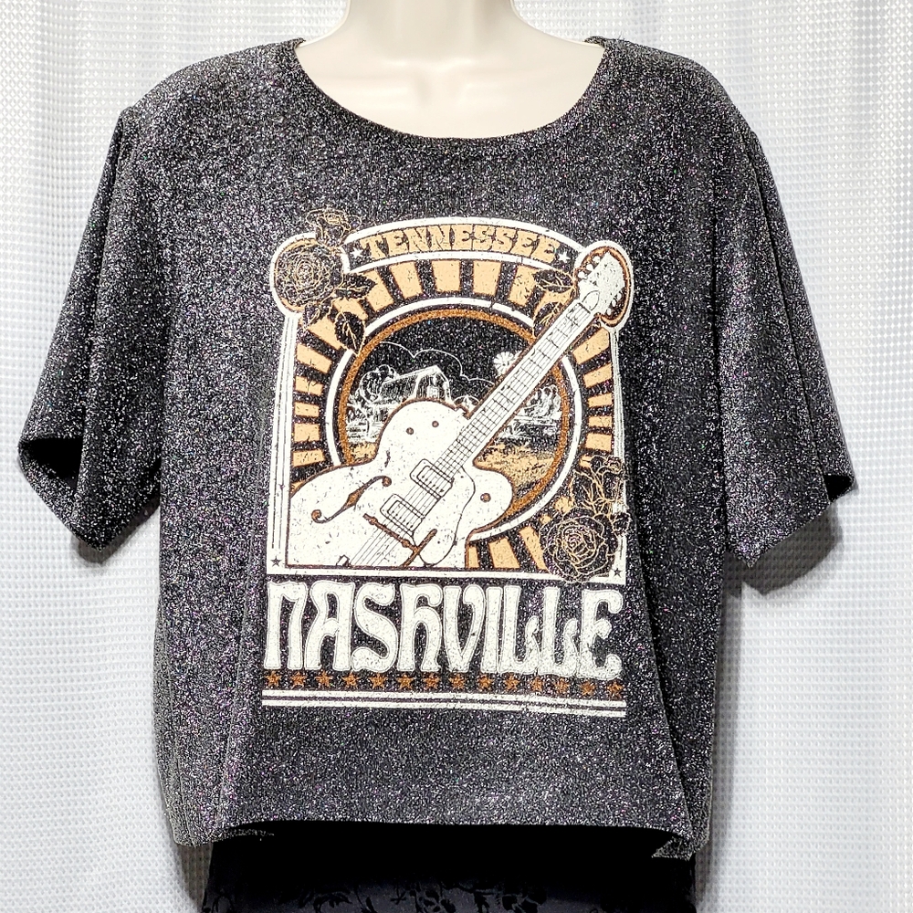 Altar'd State Black Metallic 'Nashville' Graphic Crop Top with Gold Print